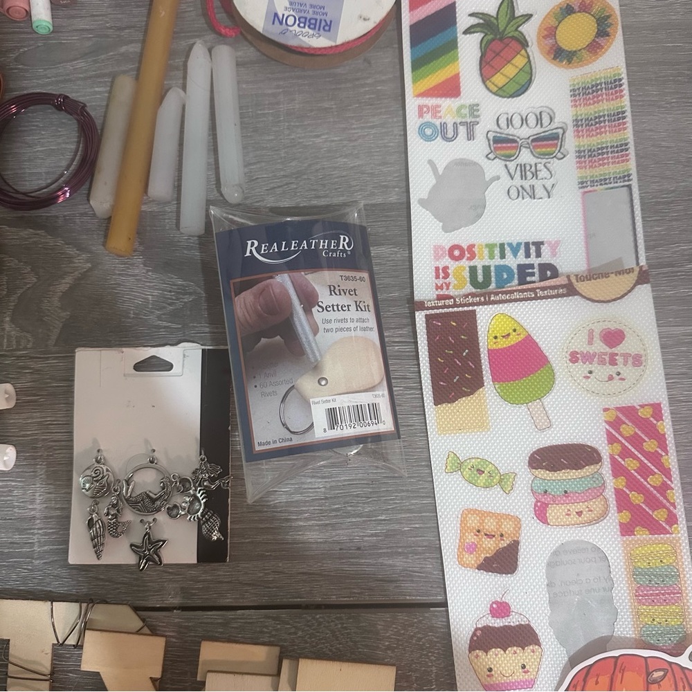 * Jewelry making/craft bundle - Picture 9 of 12